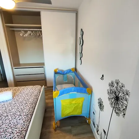 300 Metros De La Playa Apartment